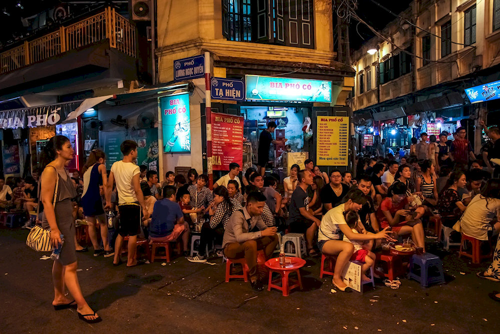 Hanoi Old Quarter comes alive at night with a mesmerizing blend of bustling streets, and the rich aroma of street food